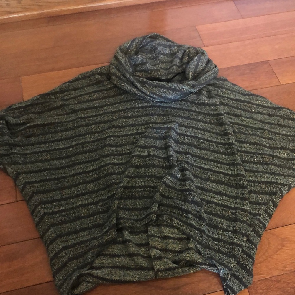 Women’s sweater